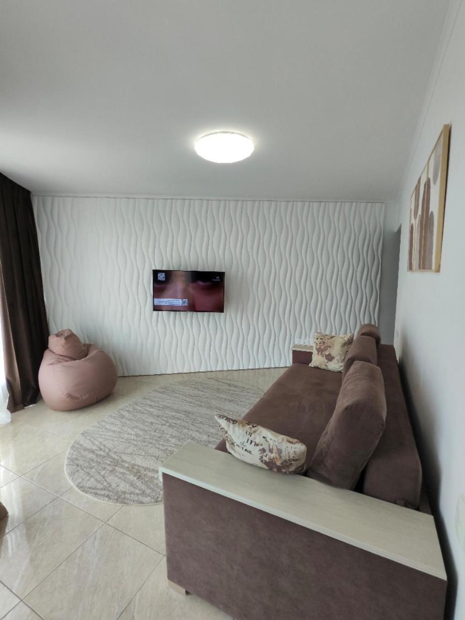 Zlata De Luxe Lägenhet Ivano-Frankivsk Exteriör bild